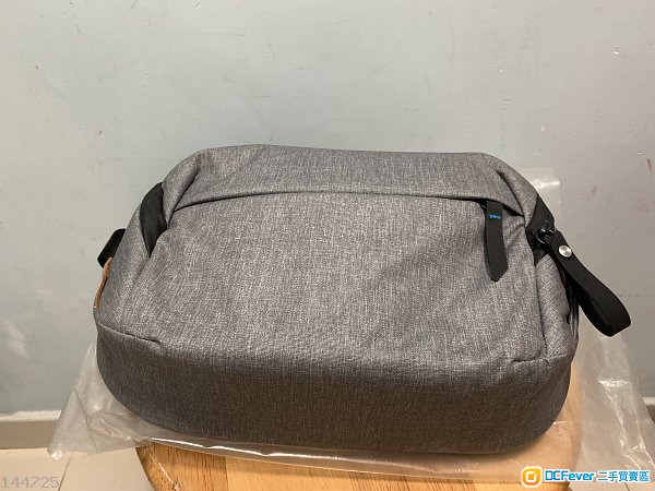 Peak Design Everyday Sling 5L