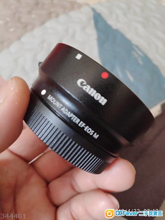 原廠CANON EOS EF-EFM 轉接環 (脚架接脚已遺失)