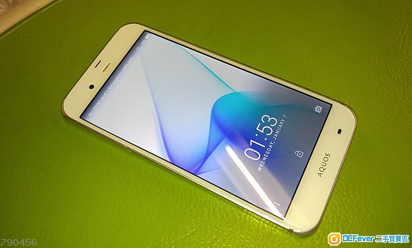 日版 Softbank Sharp Aquos 506SH 單機一部 邊側小花