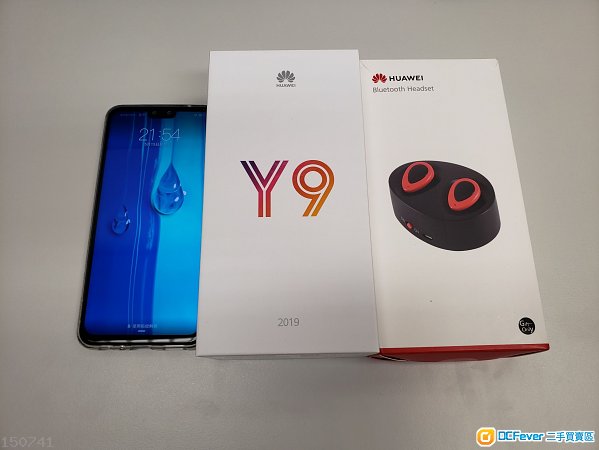 95%新 Huawei Y9 2019 + Huawei bluetooth headset