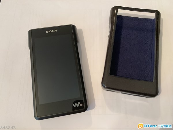 SONY WM1A 黑磚 連DINGIS皮套