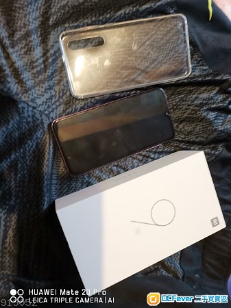 Xiaomi 小米 9 SE (6+64GB) 幻彩紫 色 sony imx586三鏡頭 相機 手機