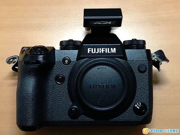 Fujifilm X-H1 w/ 直倒