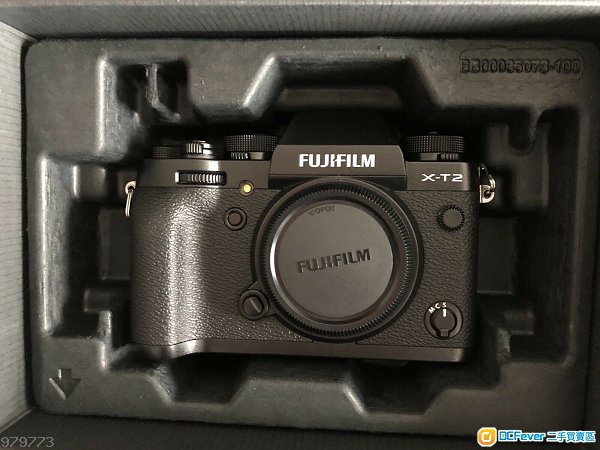 Mint Nikon D850 45.7MP Body w/ 4 batteries