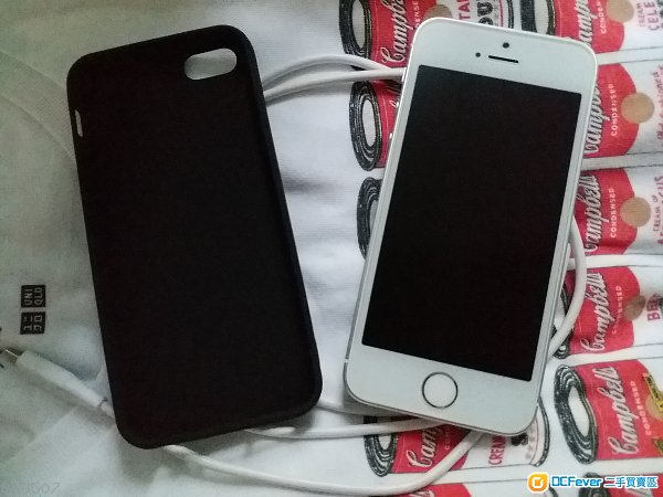 幾乎全新iPhone se銀色 64g