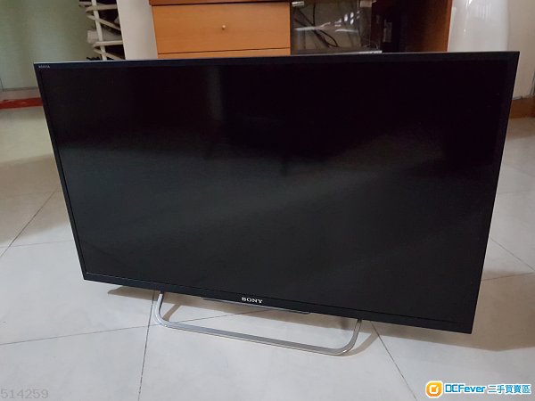 90%新 Sony 32" TV ( KDL-32W700B )