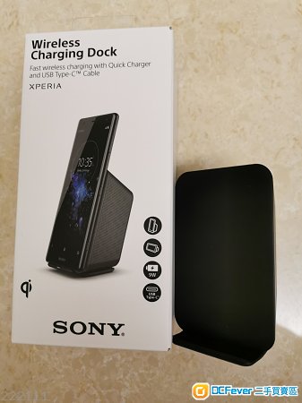 9成新Sony Xperia 無線快速充電器WCH-20!