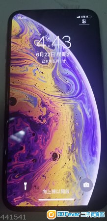 iPhone XS 64GB 99%新 黑色 無花無凹 保養至19年11月