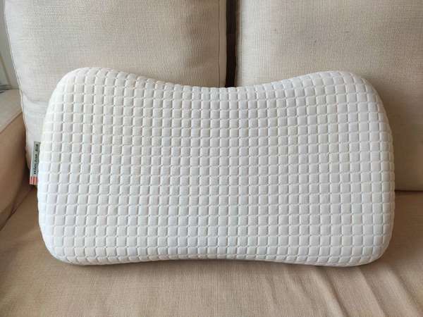 超值 IKEA 記憶泡膠 枕頭 - KRÅKKLÖVER Pillow