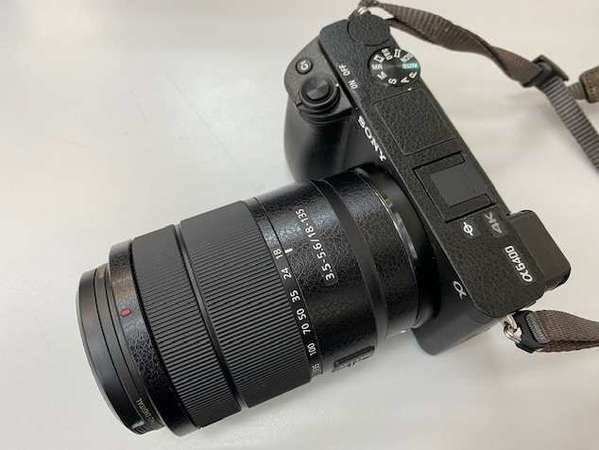 Sony A6400 + 18-135 kit lens
