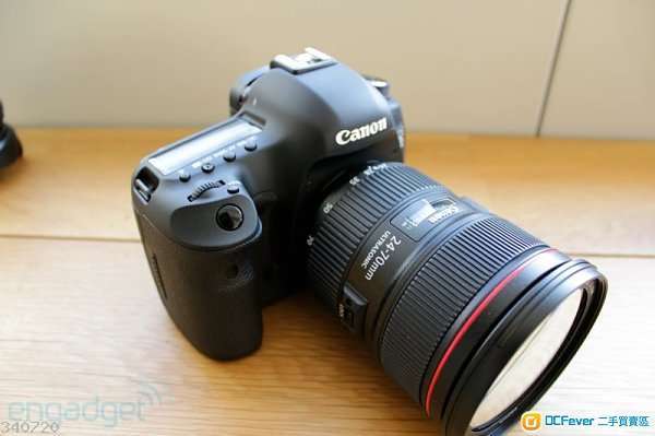 近全新Canon 5D Mark III 5D3 行貨，2電，直倒，超快卡全套 行貨EF24-70L F4 IS