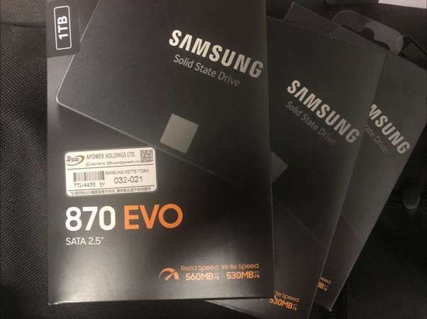 Samsung 870 EVO 1TB SSD x3 全新