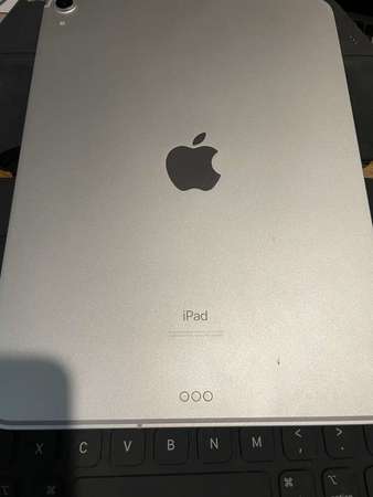 出售 98% New Apple iPad Pro 11 2018 64GB Cellular ( 連 Apple Magic Folio Keyboard$