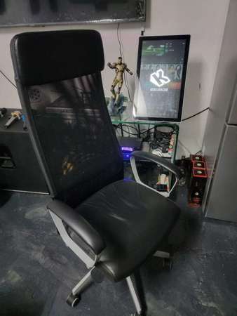 Markus Office Chair $1000  +   Osim 按摩椅 os-862 $1300
