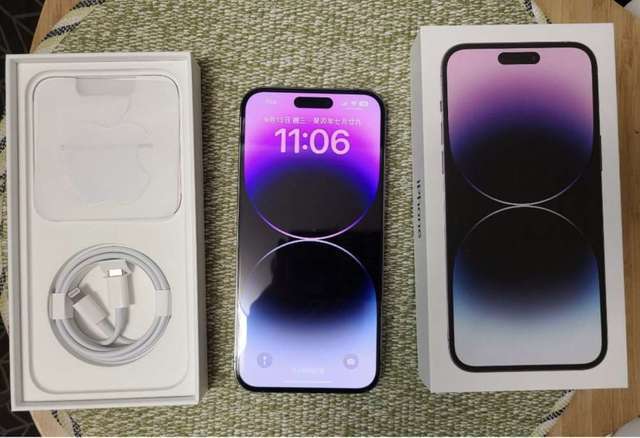 100%NewiPhone14 Pro Max 256GB紫色香港行 貨 Apple保養至2024年 7月28日 全套有盒有配件自用首選超值，買返嚟冇點用過，同