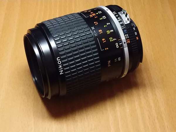 Nikon micro 105mm f2.8 ais