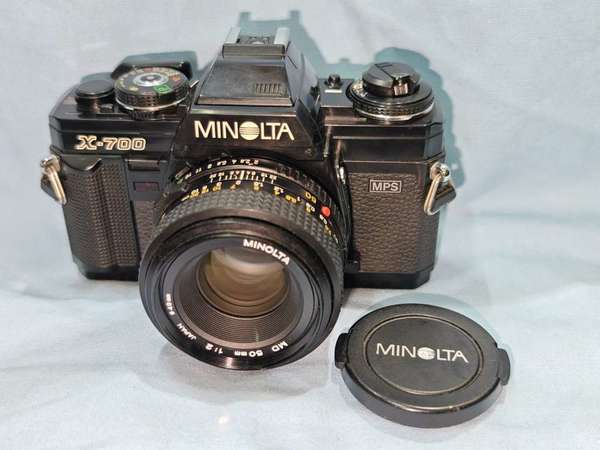 minolta X-700 + 50/2 MD