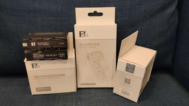 2電-雙叉 FB-NP-F970-J (6600mAh) 及 FB-DC-NP-F970(QC) DBL dual charger