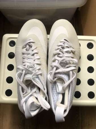 nike white shoes size 40