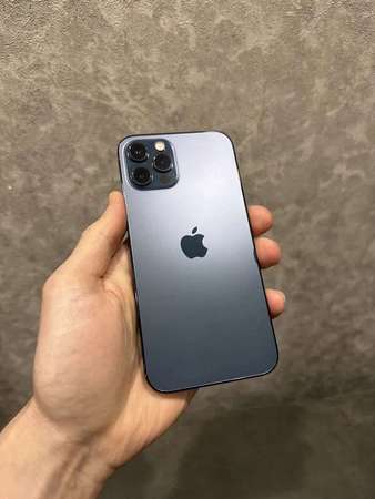 Apple iPhone 12 Pro Max 128G 5G 雙卡雙待機，可同時是用兩張實體卡，功能全部正常運作，已貼貴價玻璃鋼化貼及保護套！