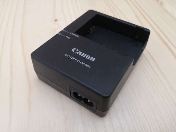 Canon LC-E8E Battery Charger (For Canon LP-E8)