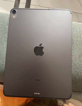iPad Pro 2018 1TB WIFI + 插卡 1TB 超大容量，贈送玻璃鋼化貼及保護套