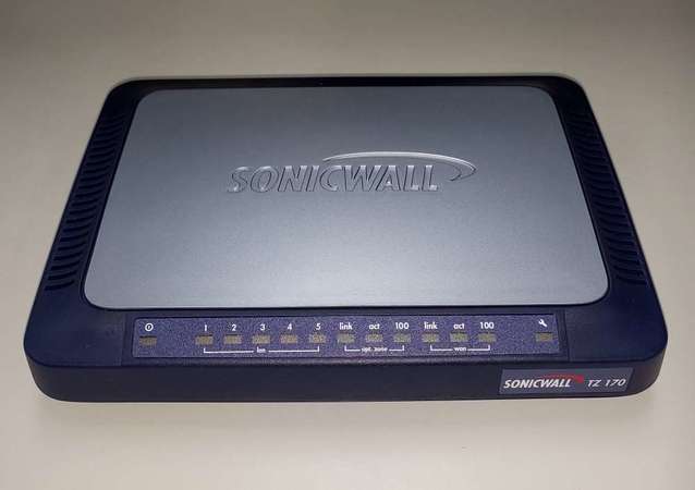 Sonicwall  TZ107 VPN firewall