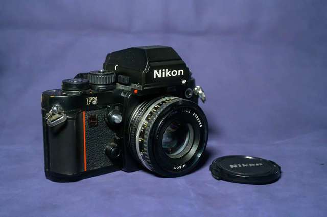 Nikon F3hp & 50mm 1.8 pancake