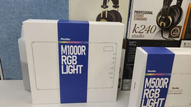 全新 Phottix M1000R RGB LED Light 內置電池迷你補光燈