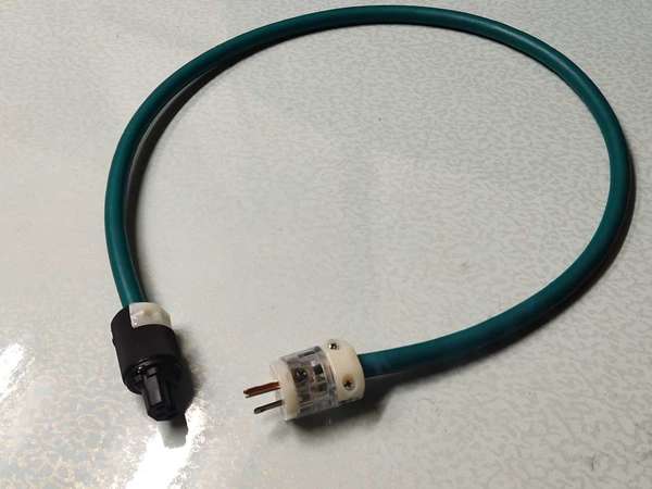 Acoustic revive power max 8800 power cable