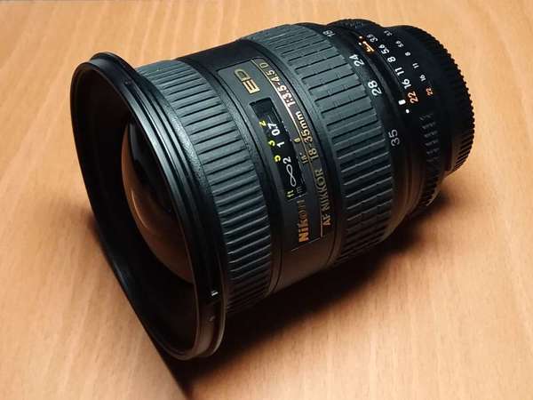Nikon AF 18-35mm F3.5-4.5