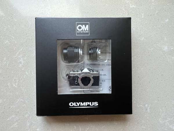 Olympus OM-1 miniature SLV (W) 相機小模形掛飾 2012
