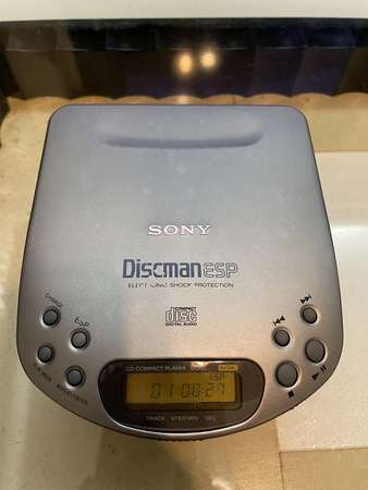 sony d-330 discman walkman cd player 全正常，八成新