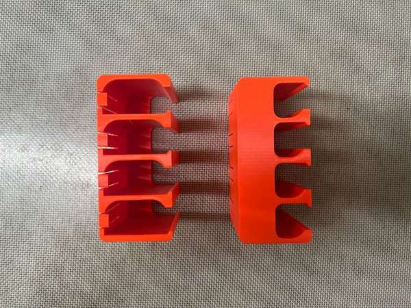 Canon LP-E6/LP-E6N/LP-E6NH 3D打印橙色電池盒，可放4個電池，95%新 佳能