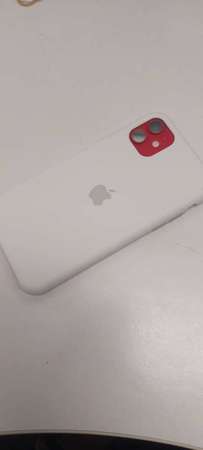 行貨iPhone 11 64GB 紅色