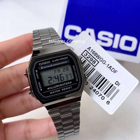 Montres Company香港註冊公司(28年老店)卡西歐 CASIO 經典跳字 復古 灰黑色 七年電池 細錶徑 不鏽鋼錶帶 A168WGG-1A 五色現貨