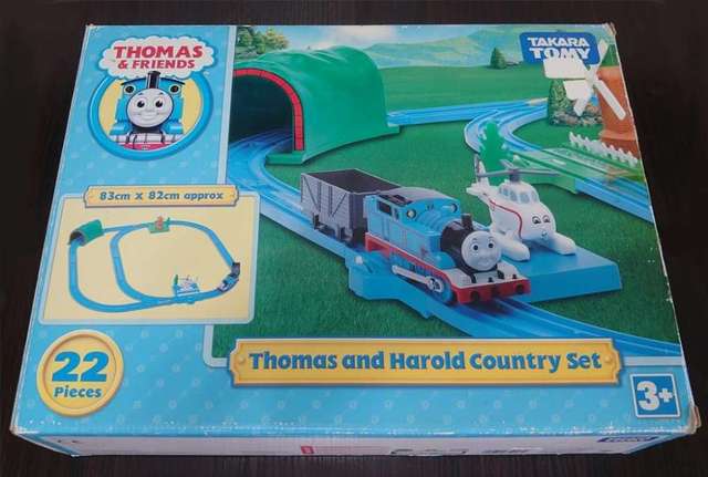 Tomy Takara 湯瑪士電動火車 Thomas and Friends Thomas and Harold Country Set