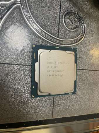 Intel I3-8100T