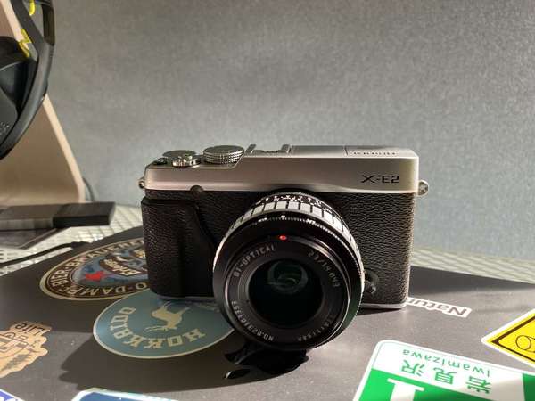 富士Fujifilm XE-2 with TTartisan 35mm f/1.4