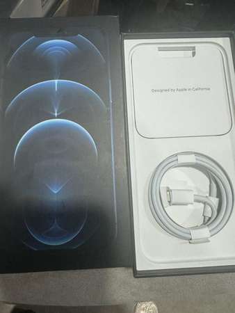 出售: iPhone 12 Pro Max Box with USB-C to lightning