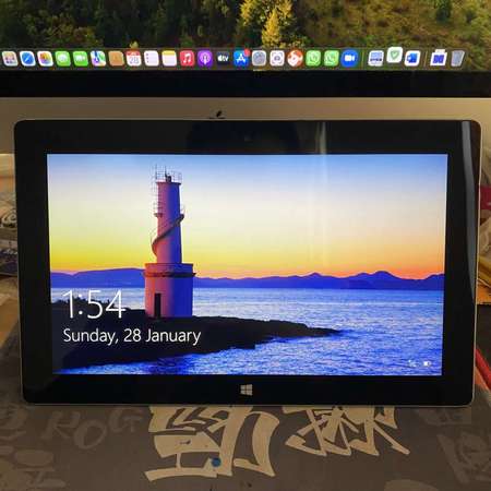 [獨家升級] Microsoft Surface 2 (Nvidia Tegra 4 / 10.6" Touch / Win 10 RT / Office)