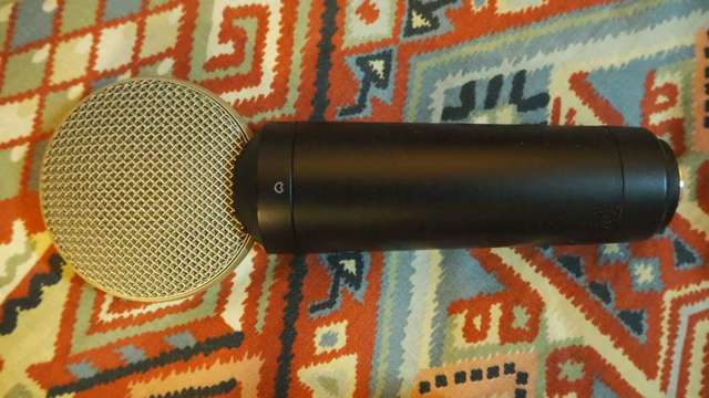 M-Audio Luna Studio Condenser Microphone with Case