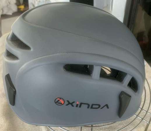XINDA BT20 58-62Cm Helmet Rock Climbing with Vents Outdoor Sport HK$80.00