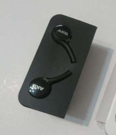 全新原裝正貨耳機 Samsung Sound by AKG Note10 20 S21-S23 Type-C專用(歡迎面交/郵寄)