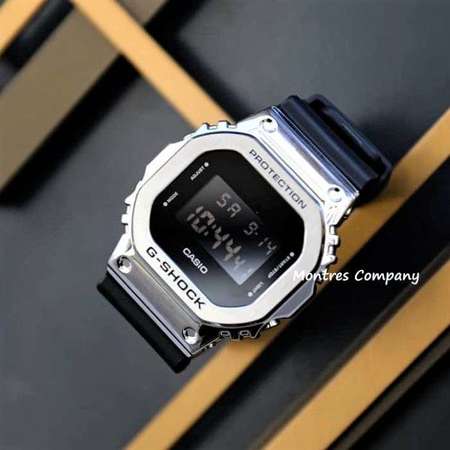 Montres Company香港註冊公司(26年老店)G-Shock 200 米防水 黑銀色 GM-5600-1 CASIO 卡西歐 經典款 三款色有現貨