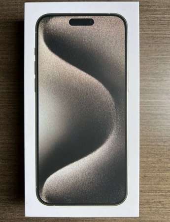 全新未開封 iPhone 15 Pro Max 1TB 原色鈦金屬 Natural Titanium