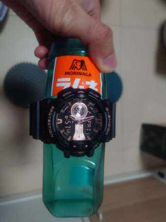 G-Shock GA-400GB-1A9 黑金色