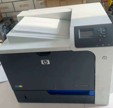 HP CP4525彩色鐳射打印機(可以打印厚紙)