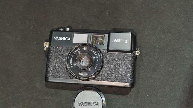 Yashica MF-2 （38/4）Film Camera