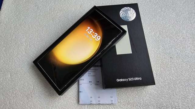 Samsung S23 Ultra 5G 12+256GB  香港行貨 白色有單 有保養